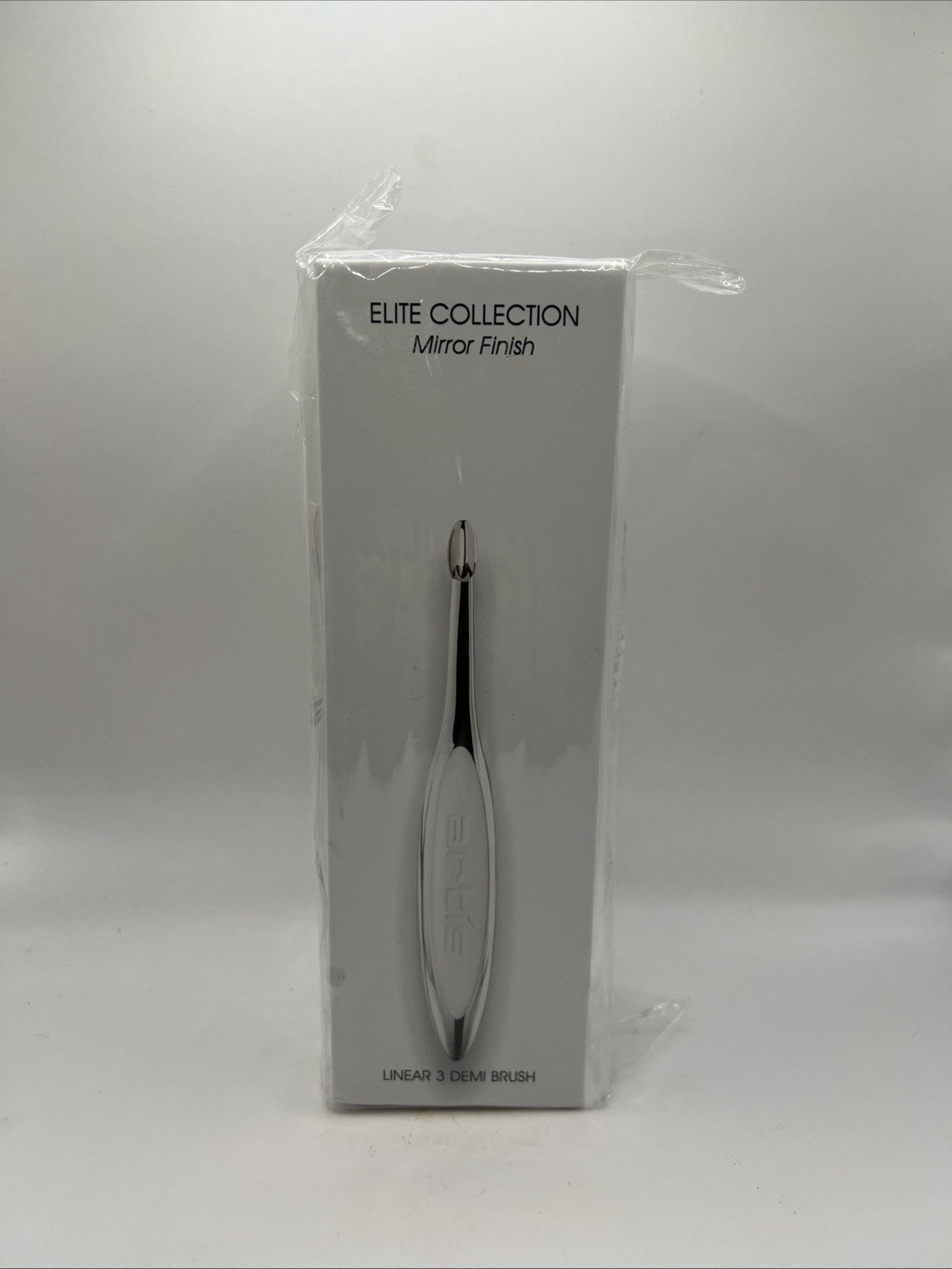 Artis Elite Collection Mirror Finish Linear 3 Brush - New Sealed