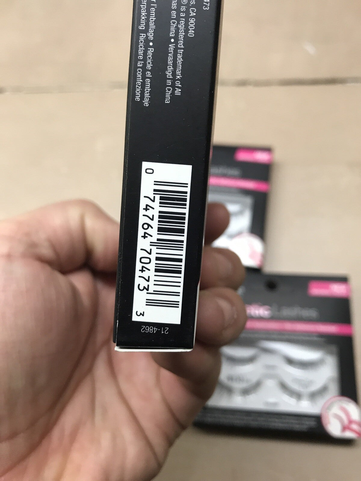Magnetic False Eyelash Set with Reusable Pre-Cut Lashes and Applicator