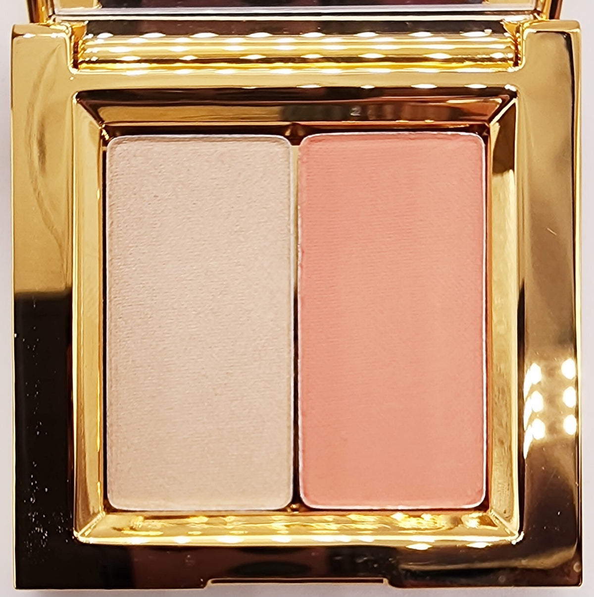 Satin Ochre Eye Shadow - Long-Lasting Pigment, 1.8g, New