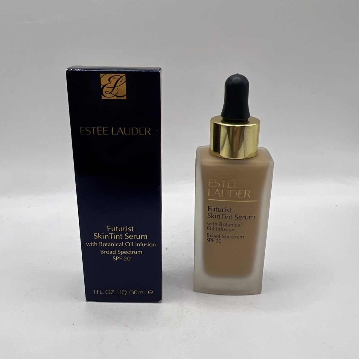Estee Lauder Futurist SkinTint Serum Foundation SPF20 Ivory Beige 1oz