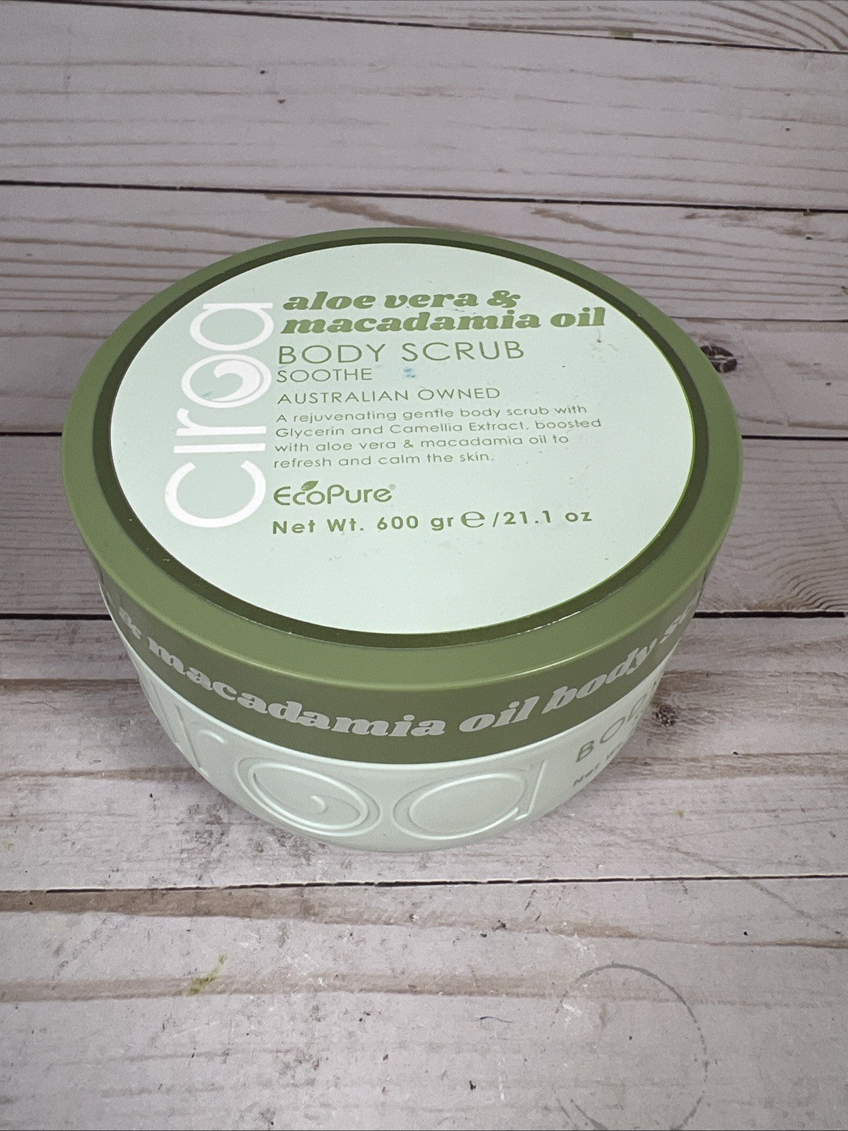 Ciroa Aloe Vera & Macadamia Oil Body Scrub Soothe 21.1oz