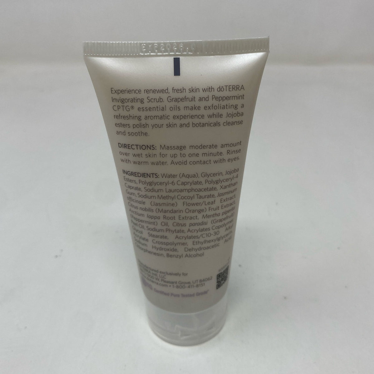 doTERRA Invigorating Scrub Grapefruit &amp; Peppermint 2.5oz Tube