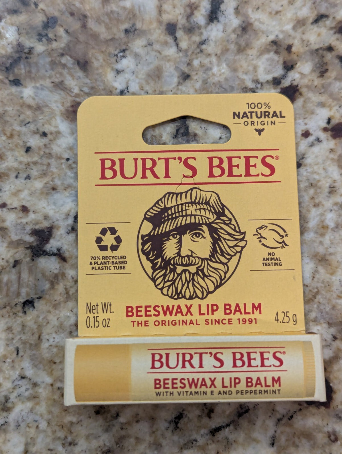 Lip Balm Set - Pack of 6 Beeswax Lip Care with Vitamin E & Peppermint