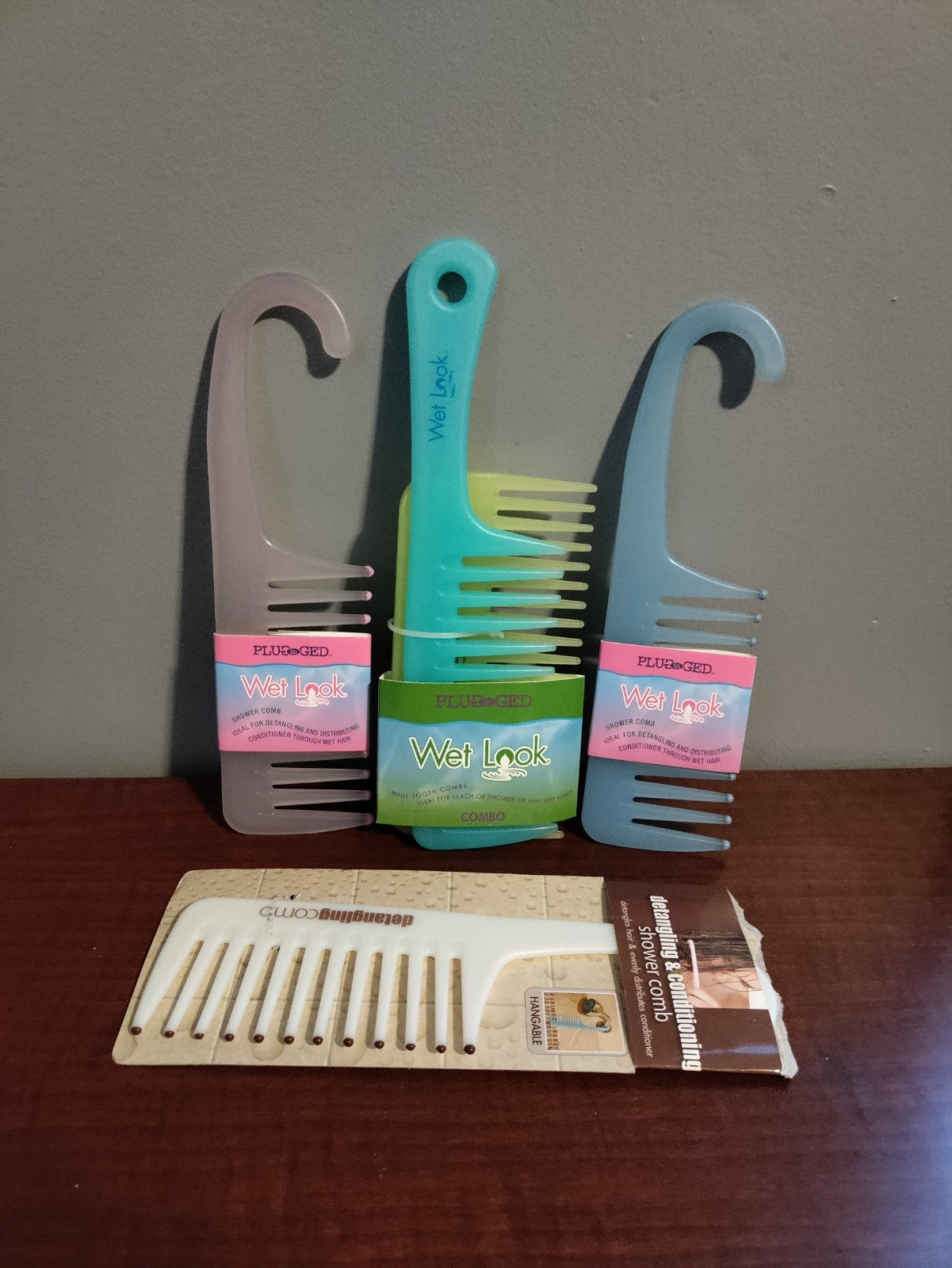 4 Pack Wet Look Shower Comb Detanglers for Wet Hair - Detangle & Style