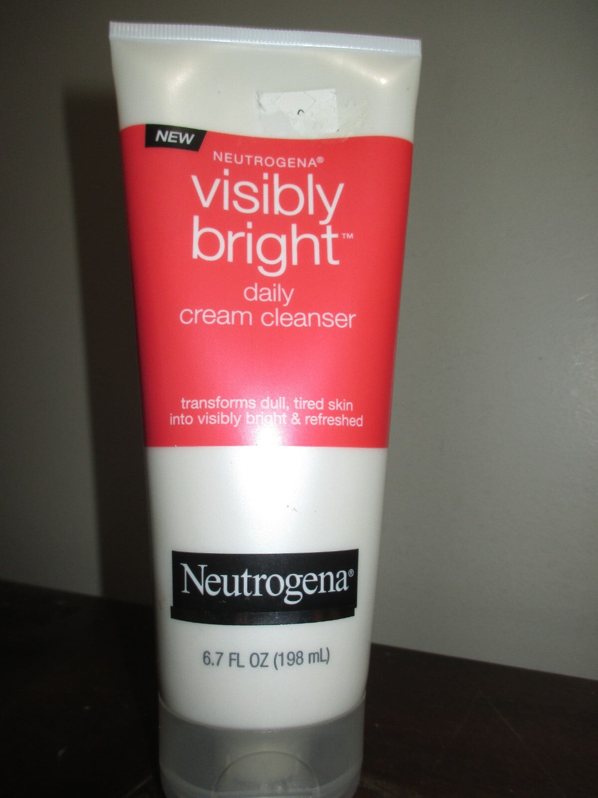 Neutrogena Visibly Bright Daily Cream Facial Cleanser 6.7 oz - Discontinued Rare