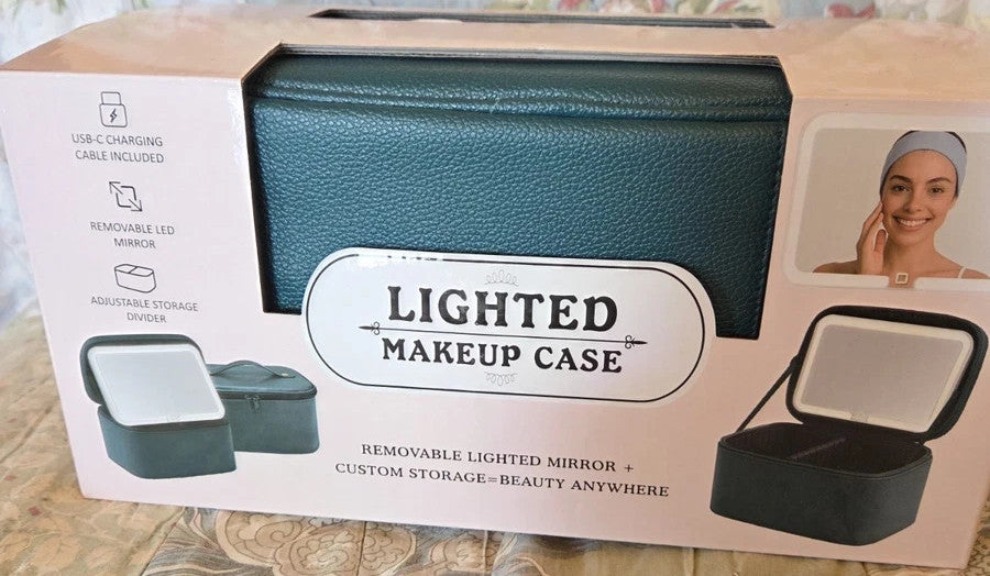 Lighted Travel Train Case with LED Mirror Green - Compact & Customizable