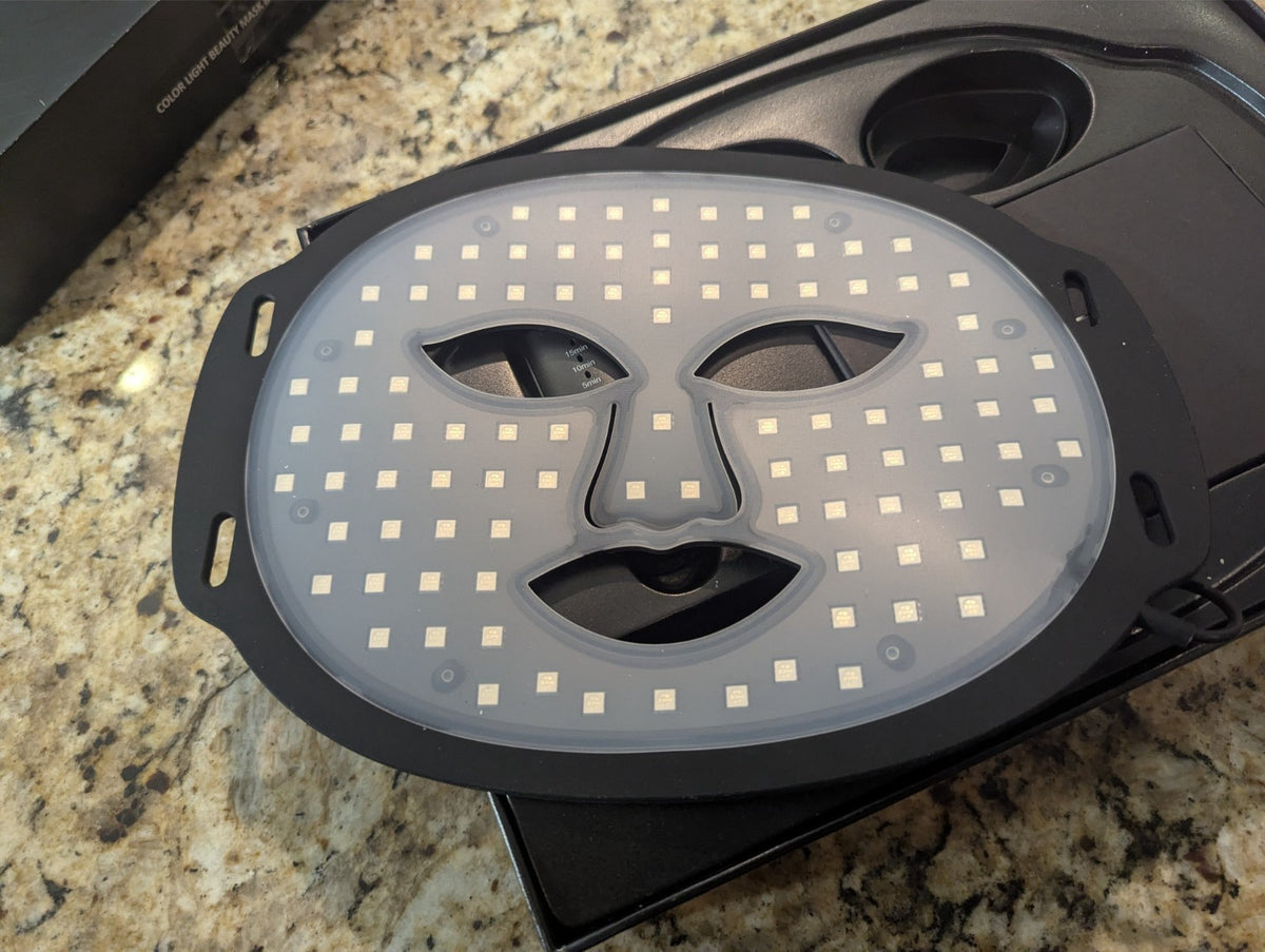 LED Light Therapy Face Mask - MK66-L