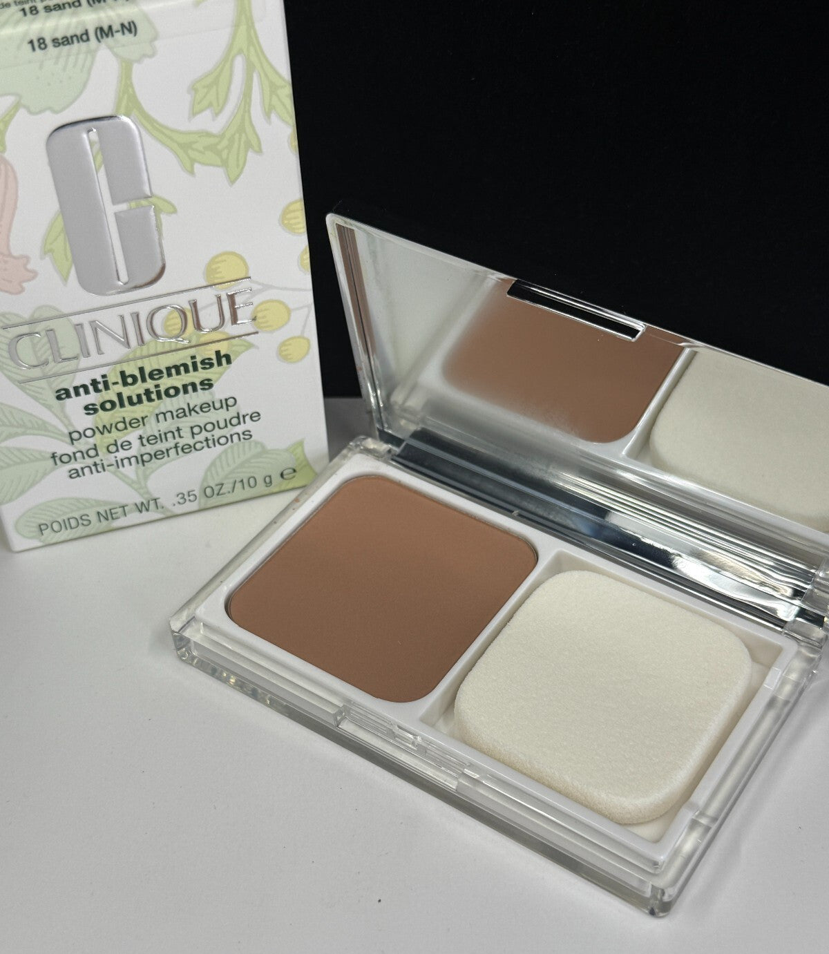Clinique Acne Solutions Powder Makeup 18 Sand (M-N) 0.35 oz - NIB