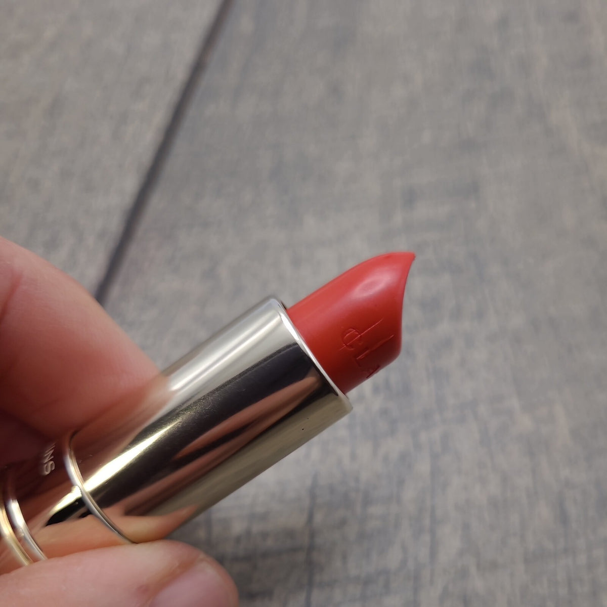 Sheer Lipstick with Perfect Shine in Red Orange – 0.1oz, Full Size