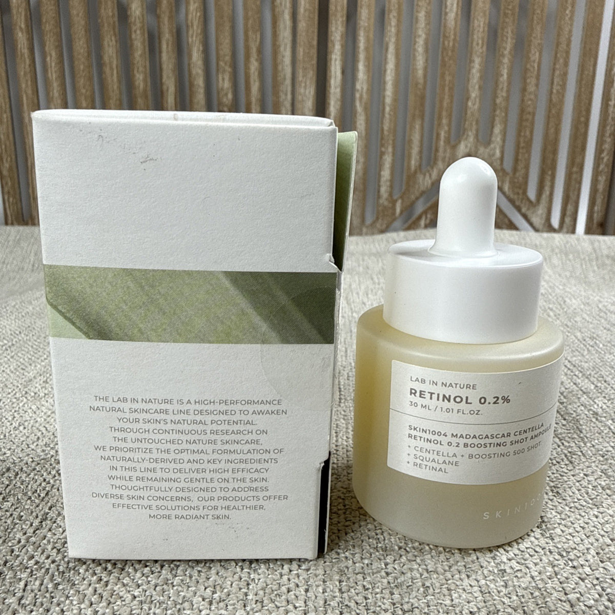 Hydrating Face Serum with Centella and Retinol 0.2% - Skin 1004 Madagascar
