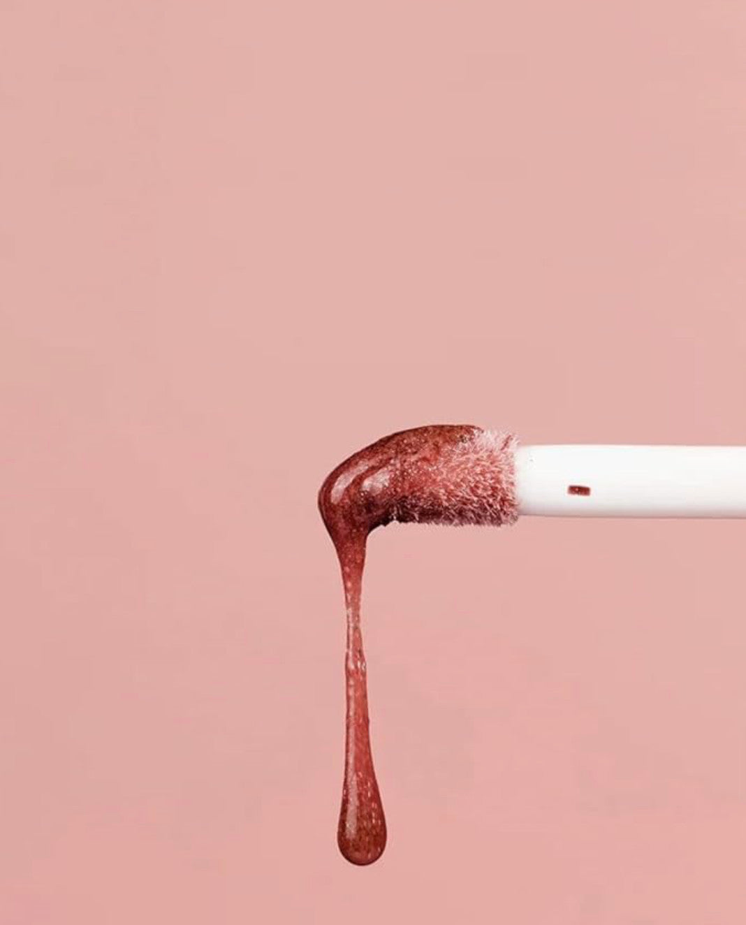 Glossy Lip Balm with Shimmer - Long-Lasting, Hydrating, All-Tone Lip Gloss