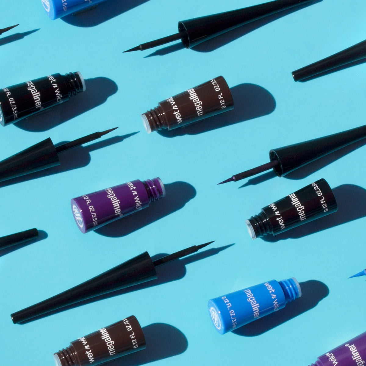 Liquid Eyeliner with Metallic Brown Finish - Long-Wear, Water-Resistant