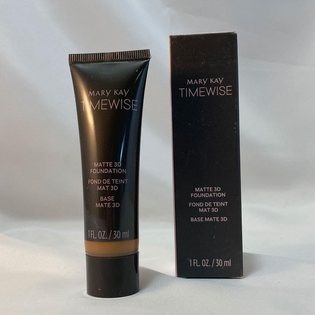 Matte Liquid Foundation for Oily Skin - Custom Shade Selection, Long-Lasting Coverage