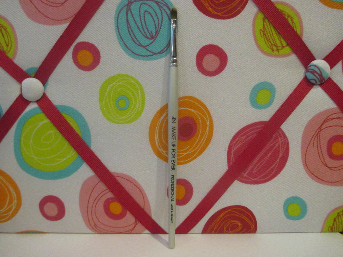 Make Up For Ever Lip Brush #4 N - Precise Lip Makeup Tool