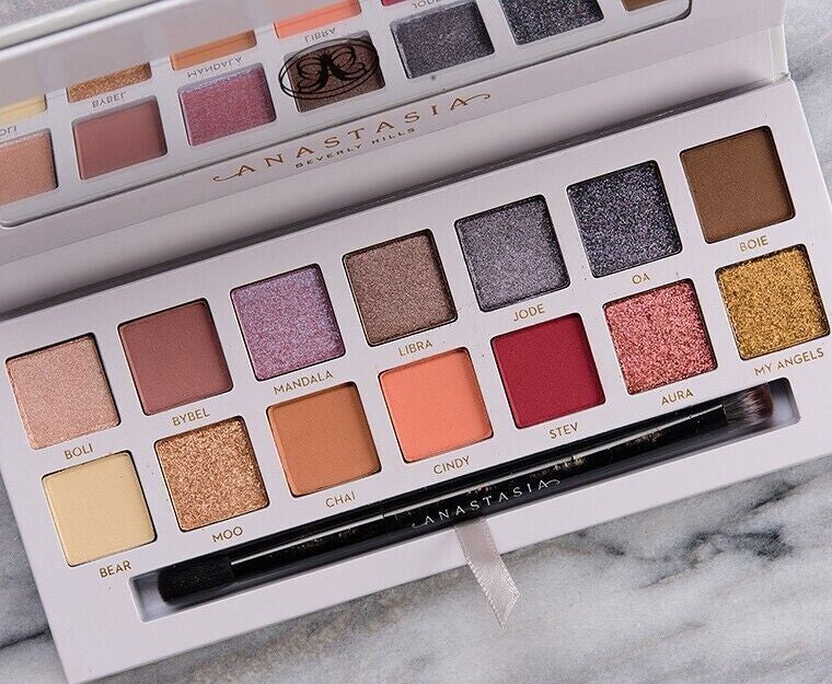 Eyeshadow Palette - Carli Bybel Full Size Makeup Kit - New