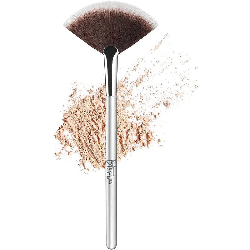 Airbrush Radiance Fan Brush for Makeup Highlighter Blush & Bronzer