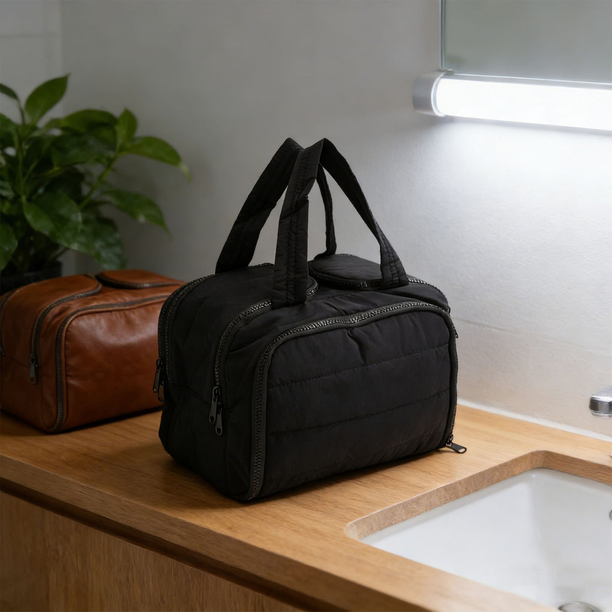 Women Waterproof Makeup & Toiletry Travel Organizer Bag
