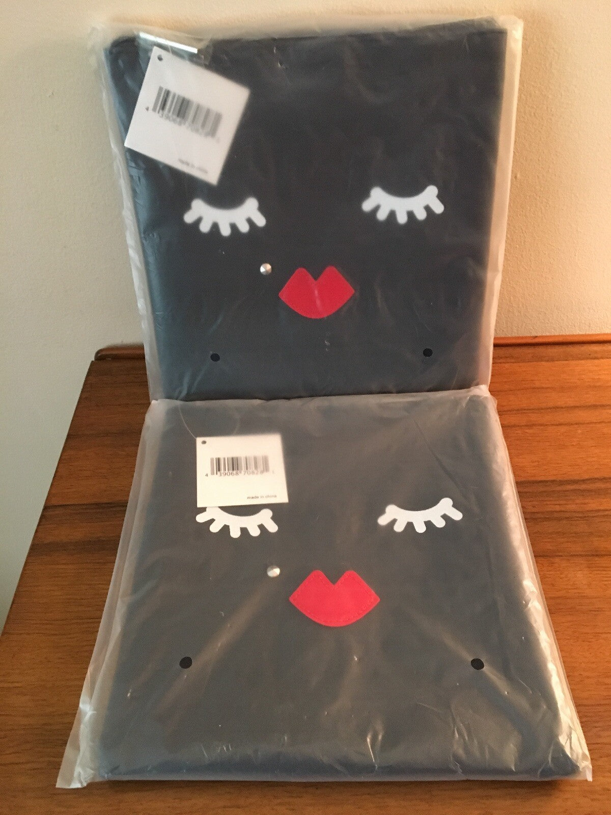 2-Pack Black Padded Makeup Bags with Face Design – Cosmetic & Toiletry Organizer