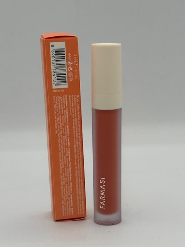 Liquid Matte Lipstick She's a Peach - Long Lasting, Vibrant Color