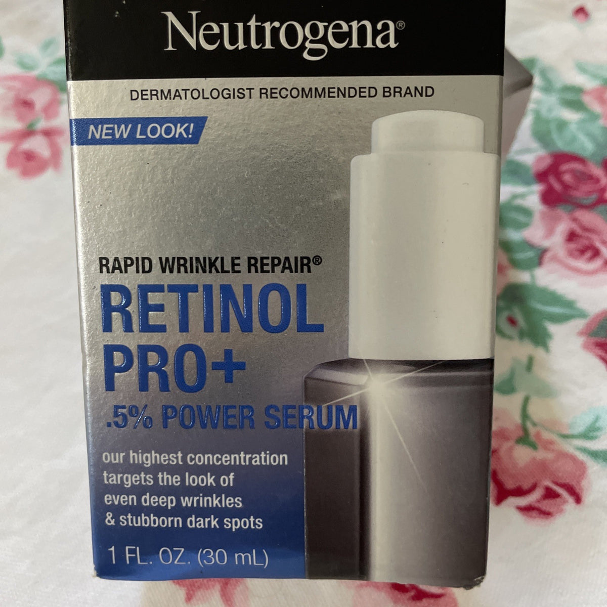 Neutrogena Rapid Wrinkle Repair Retinol Serum Set - Anti-Aging Skincare