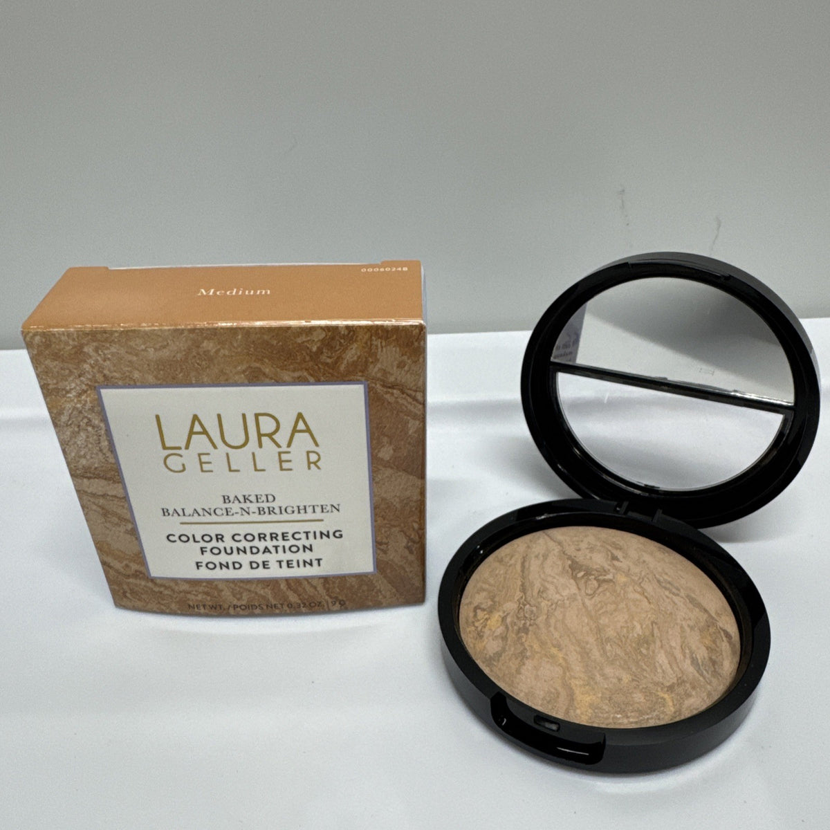 Color Correcting Foundation Medium - Baked Balance-N-Brighten by Laura Geller