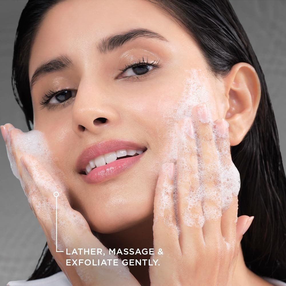 Activated Charcoal Facewash for All Skin Types - Hydrate & Refresh 100g
