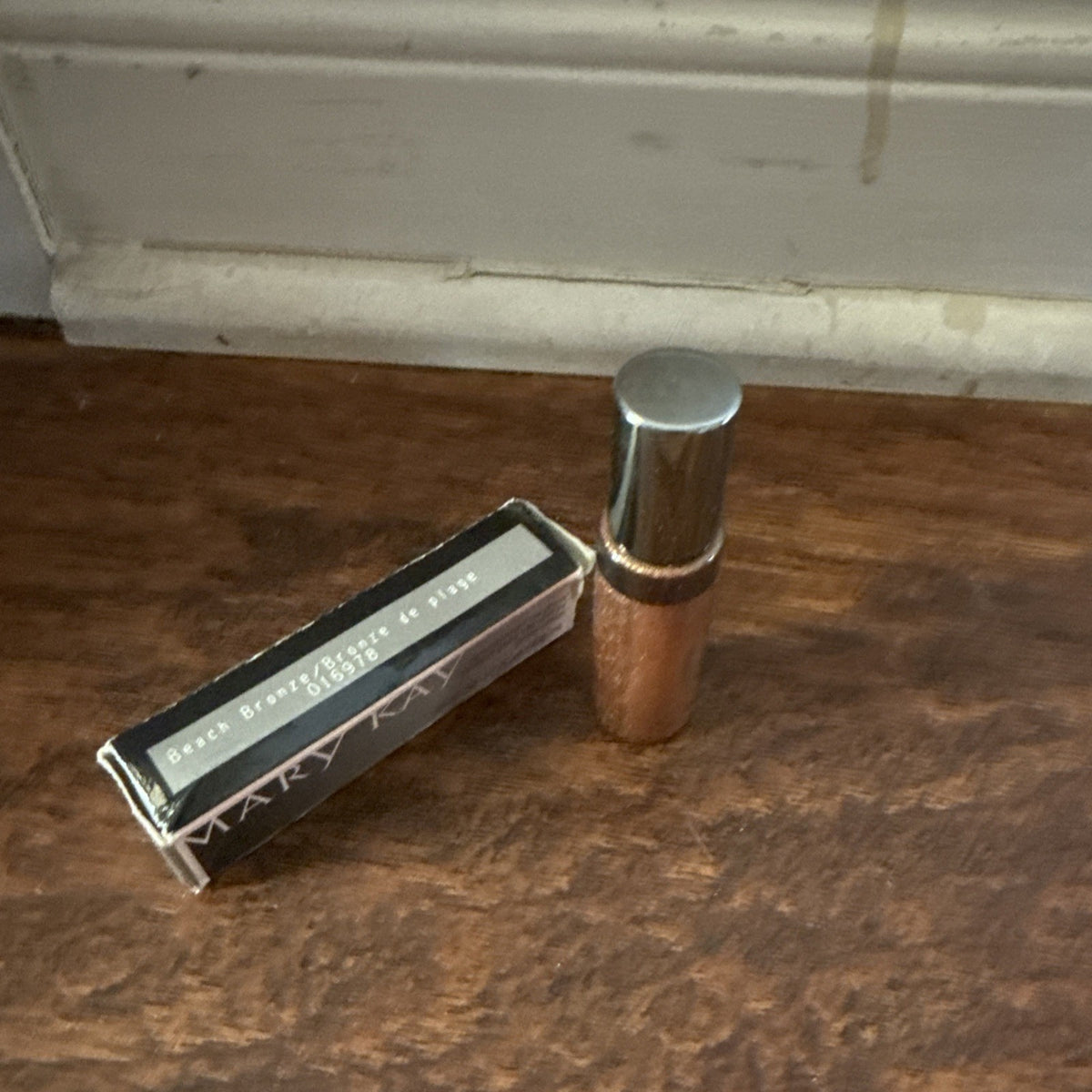 Lip Gloss Beach Bronze Full Size - Nourishine Lip Shine by Mary Kay
