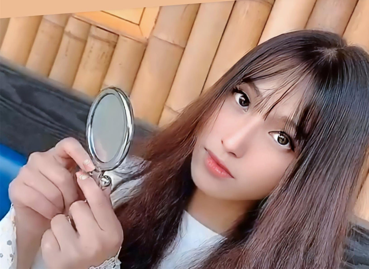 5X Magnifying Handheld Travel Mirror with Handle – Double-Sided, Adjustable Rotation