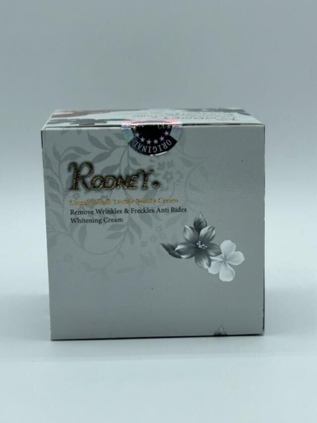 Black Truffle Skin Care Cream for Wrinkles, Discoloration & Firmness - 15g