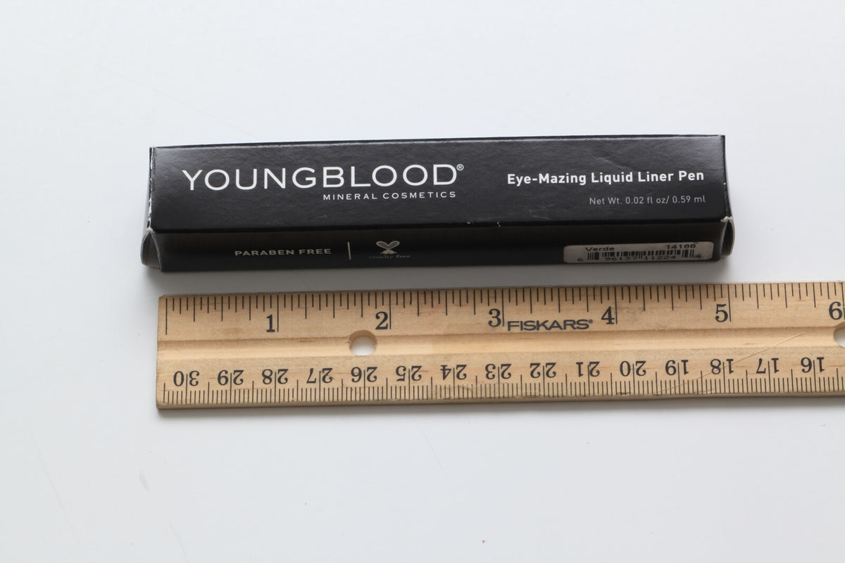 Mineral Liquid Eyeliner - Water-Resistant, Precise Tip, 0.02 fl oz Verde