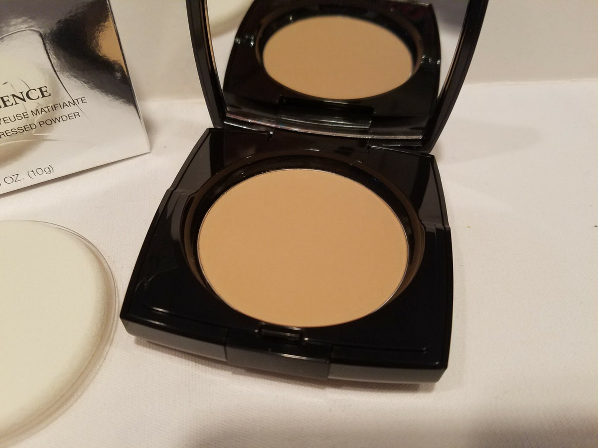 Lancôme Translucence Mattifying Silky Face Powder #300 Bisque 0.35 oz