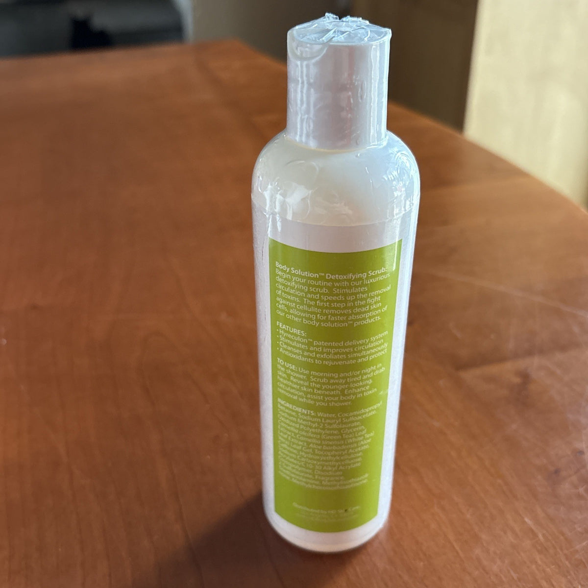 HD Skin Care Body Solution Detoxifying Scrub - 8 Fl. Oz