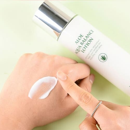 Jigott Aloe Aqua Balance Skin Care Set - Toner, Emulsion, Cream for Moisture & Soothing