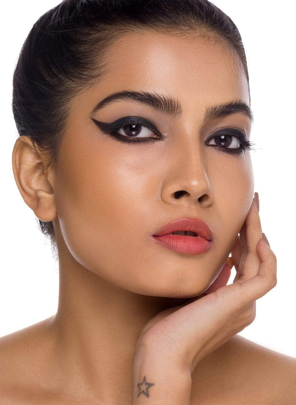 Long-Lasting Black Kajal Eyeliner - Waterproof, Smudge-Resistant, Twist-Up Design