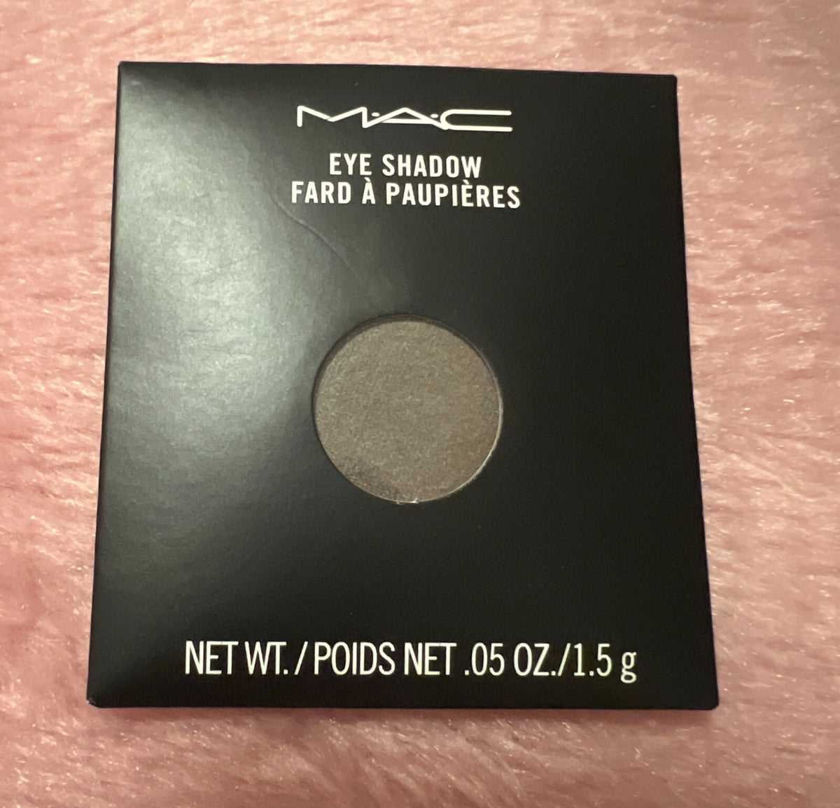 MAC Eyeshadow Refill Pan - Custom Shade Selection for Eye Makeup