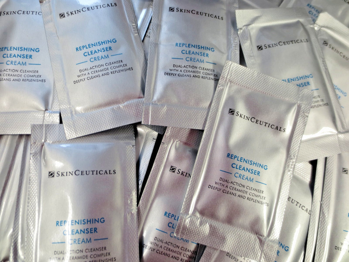 Replenishing Cream Dual-Action Facial Cleanser 25 Pack - SkinCeuticals