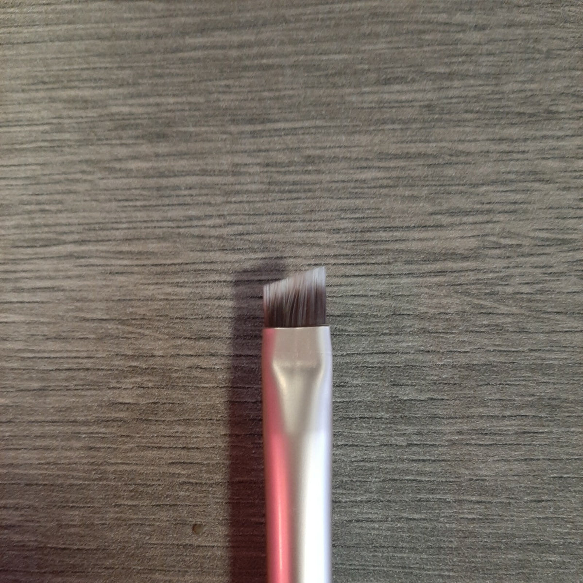 Angled Eyebrow Brush for Shaping and Filling - Cruelty-Free Synthetic Fibers