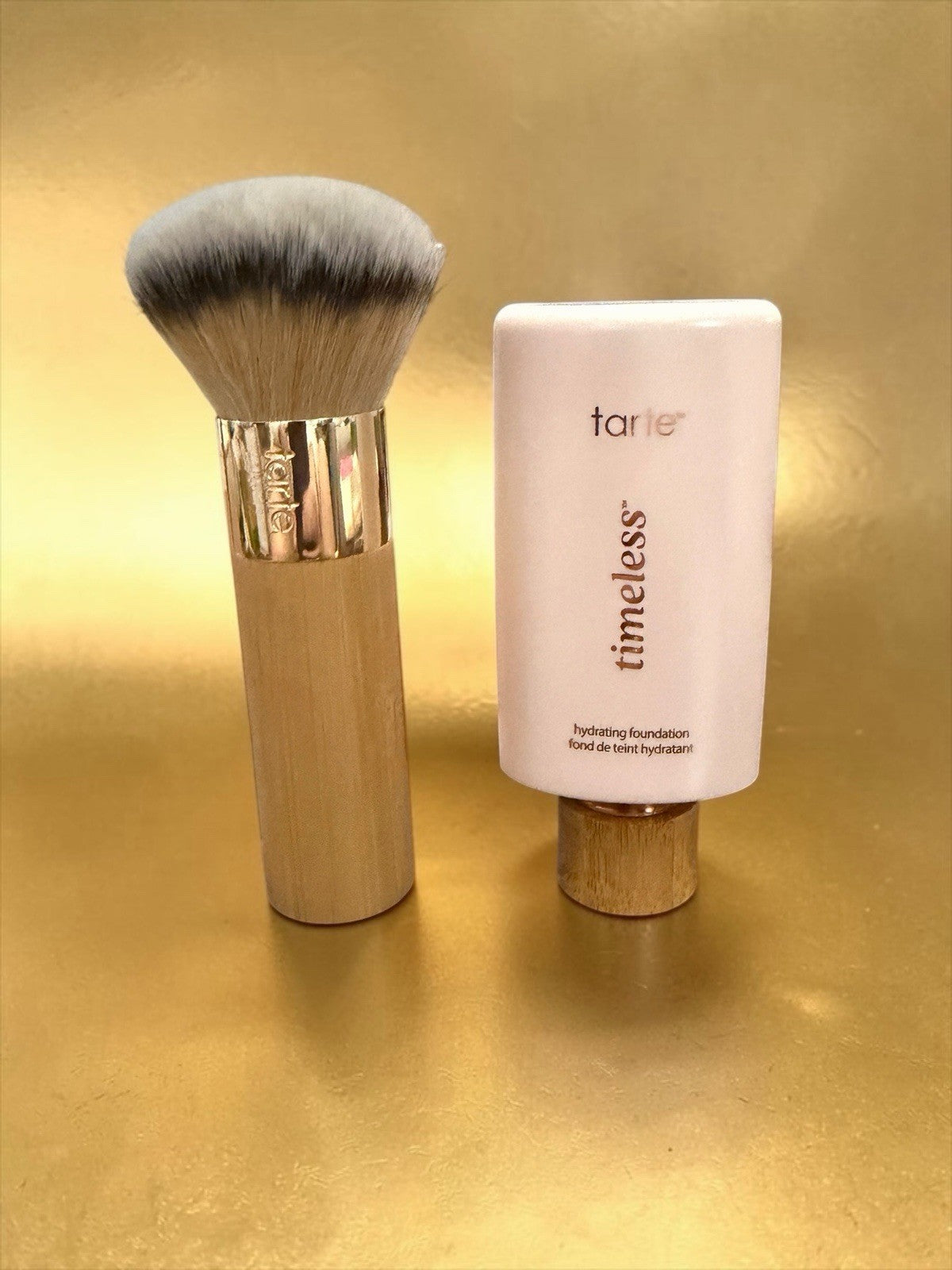 Hydrating Foundation Serum with Buffer Brush - Medium Neutral Shade
