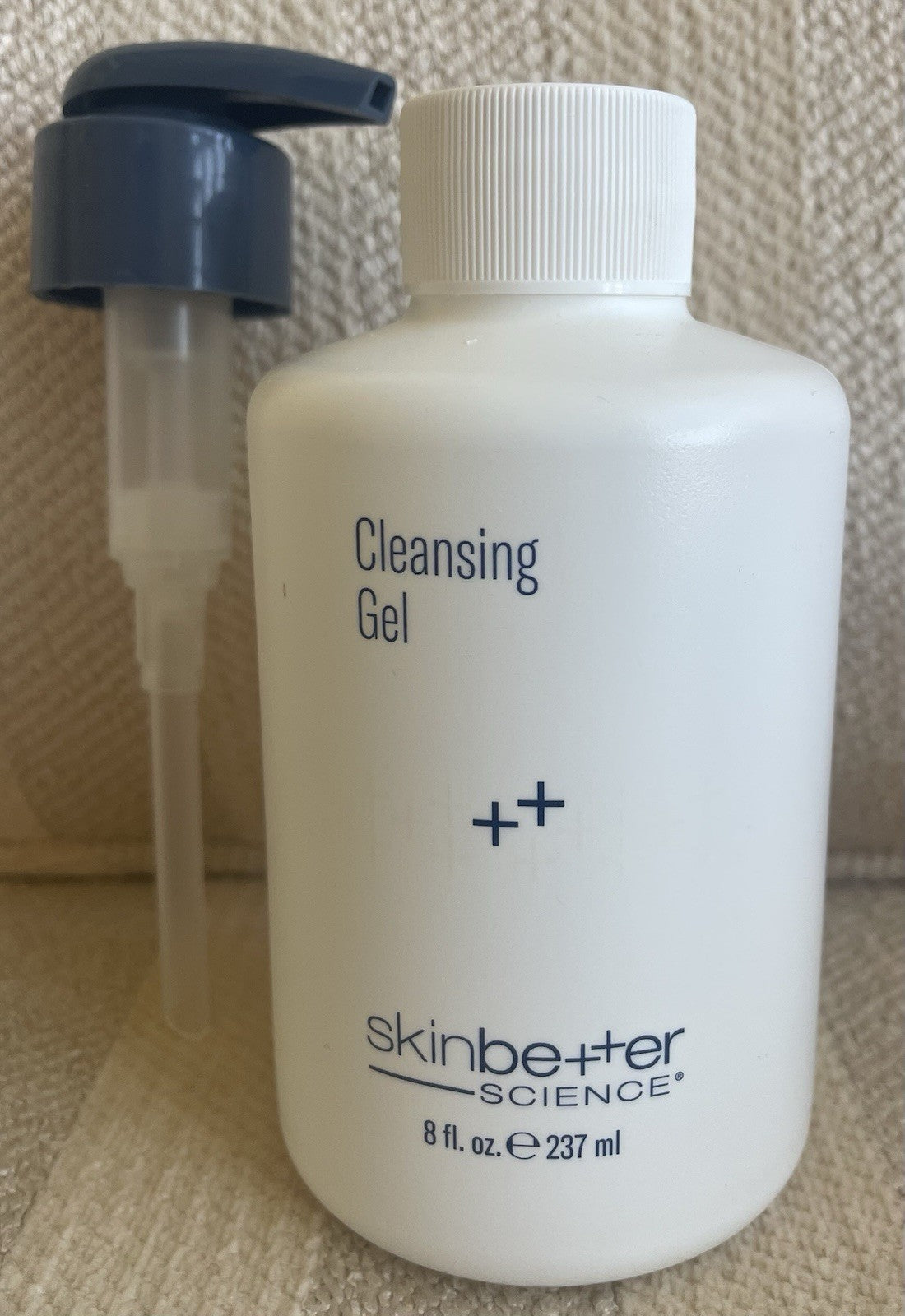 Skinbetter Science Cleansing Gel 8 Oz Full Size Sealed Box - Authentic