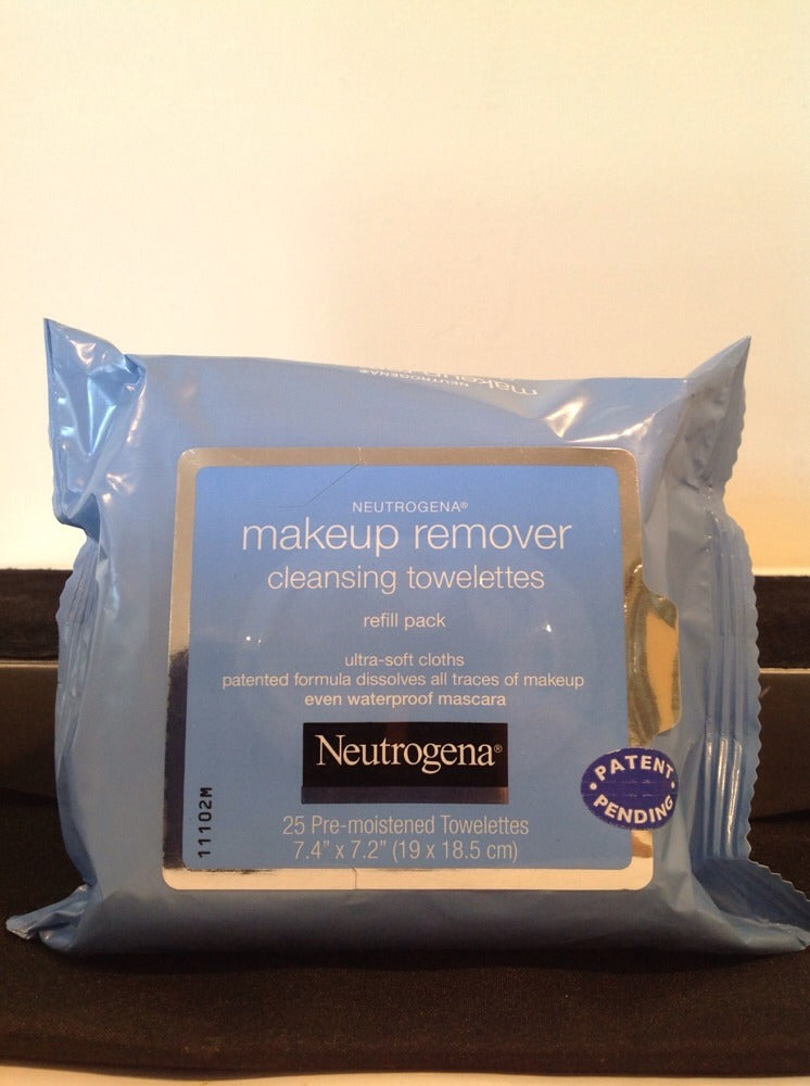 Neutrogena Makeup Remover Facial Cleansing Towelettes Alcohol-Free 25 Count