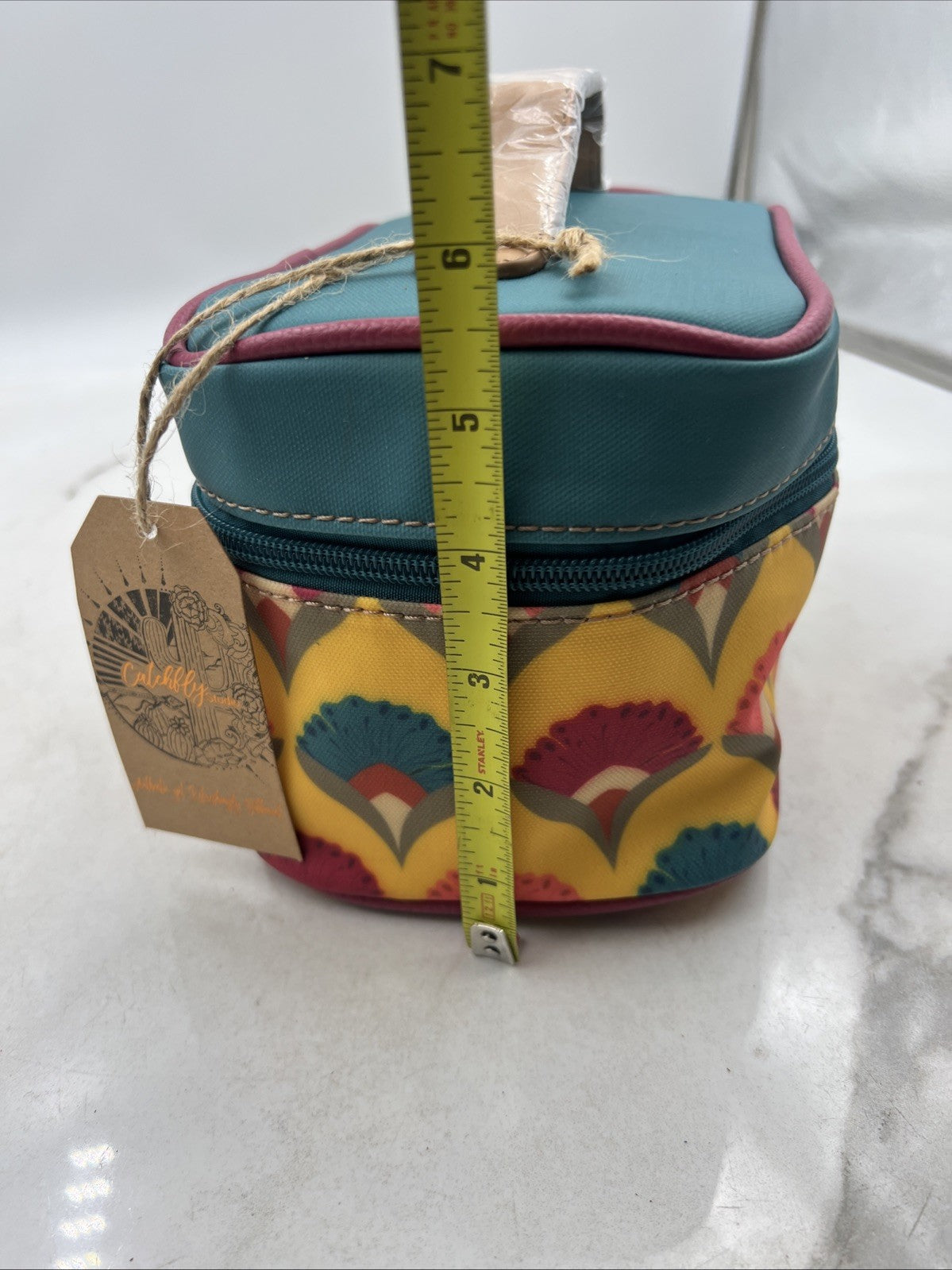 Women’s Makeup Bag Travel Case with Ginkgo Flowers, Gold Finish