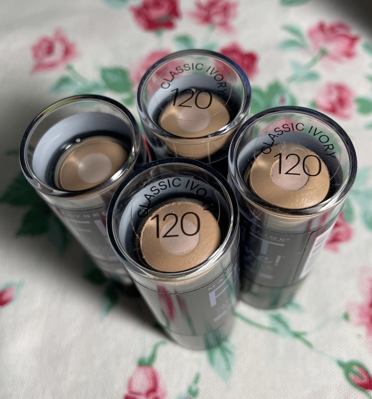 Maybelline Fit Me Shine-Free Stick Foundation 120 Classic Ivory - New Broken Seals