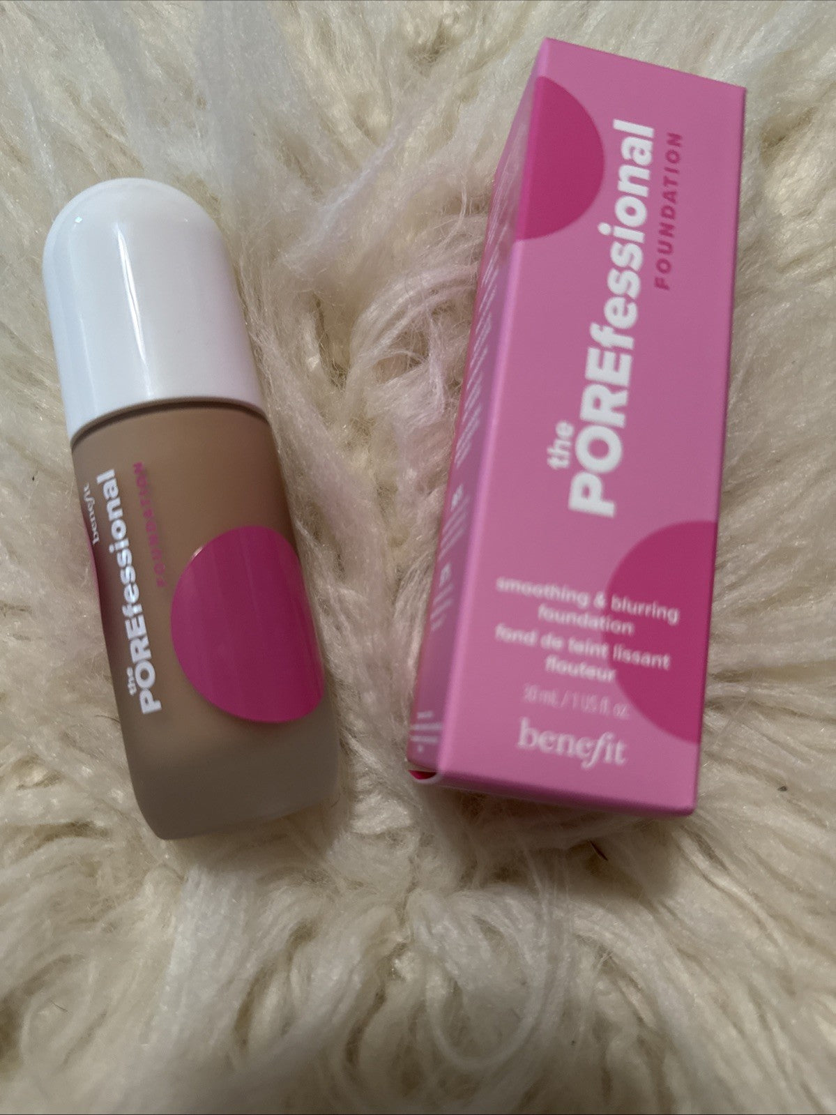 Benefit Major 12N Smoothing Blurring Foundation - Face Makeup