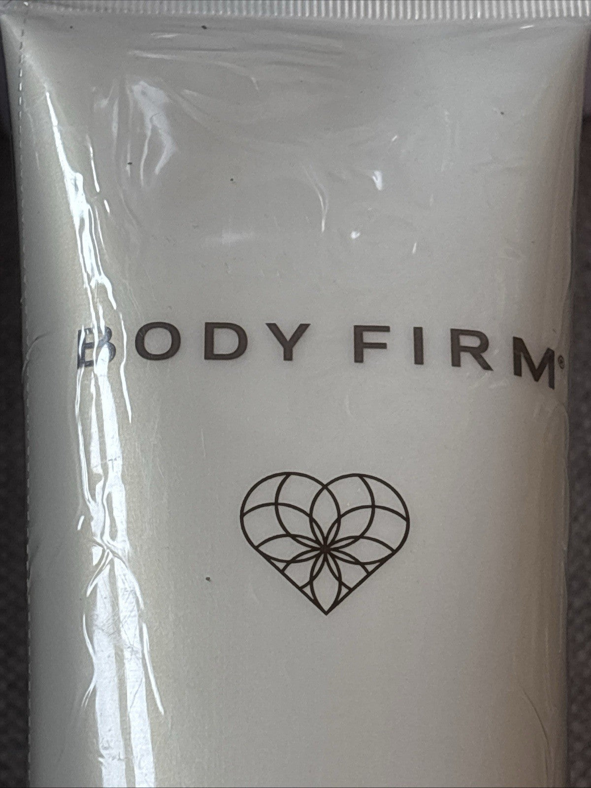 Body Firm Crêpe Erase Refining Exfoliant, 10 Fl Oz (Citrus Scent)