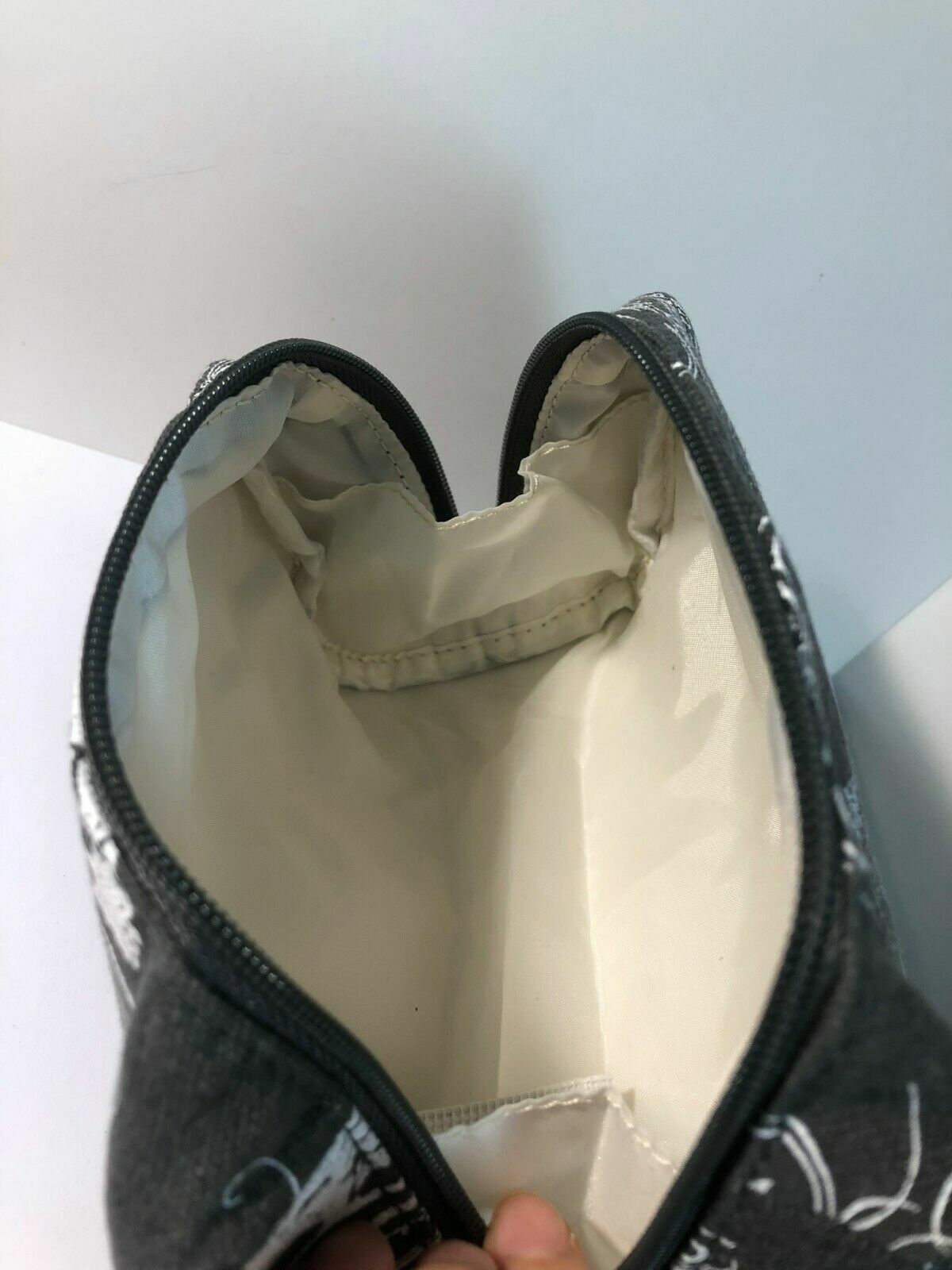 Origins Gray Canvas Makeup Bag with Zip Closure - Explorer's Club Case