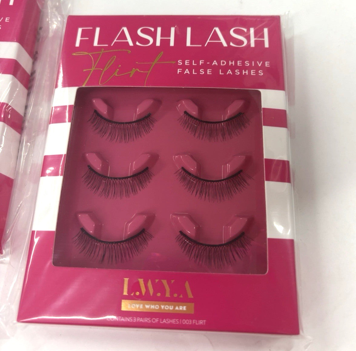 Self-Adhesive False Lashes 6 Pairs - Natural Length & Fullness Makeup